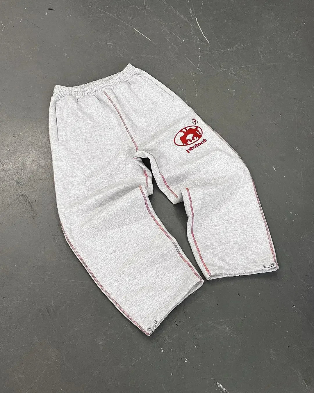 Herren Jogginghose im Baggy Y2K Retro-Stil in Weiß