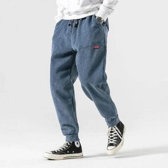 Herren Jogginghose mit modernem Tapered-Schnitt (5)