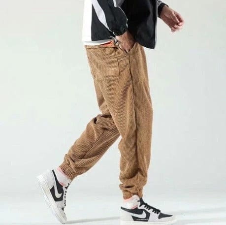 Herren Jogginghose mit modernem Tapered-Schnitt in Khaki