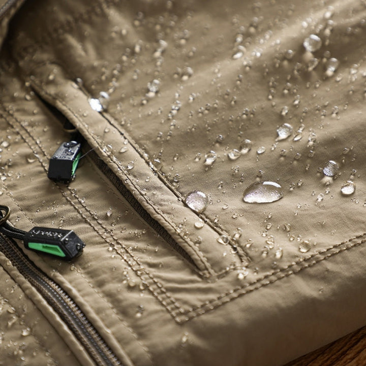 Herren Regenjacke im klassischen Outdoor-Stil (6)
