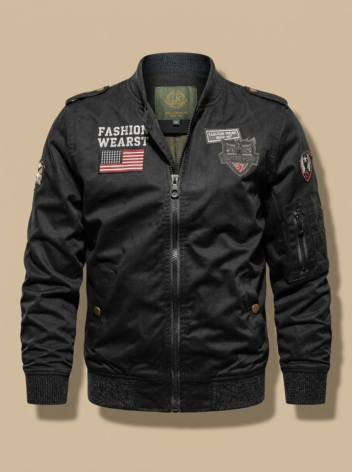Herren Übergangsjacke im Bomber-Schnitt mit Military-Patches in Schwarz