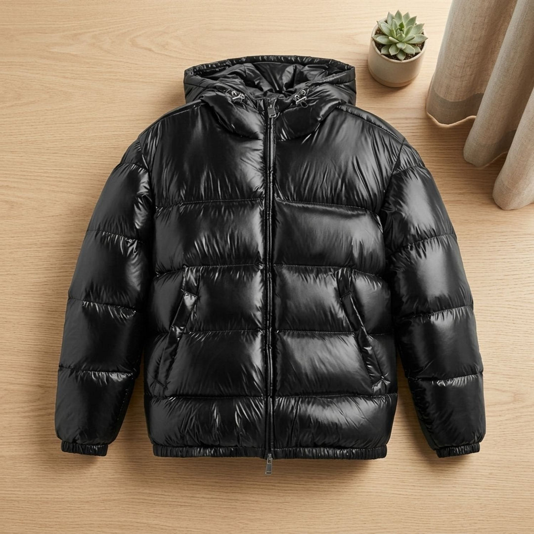 Herren Winterjacke mit Daunenfüllung und verstellbarer Kapuze in Schwarz