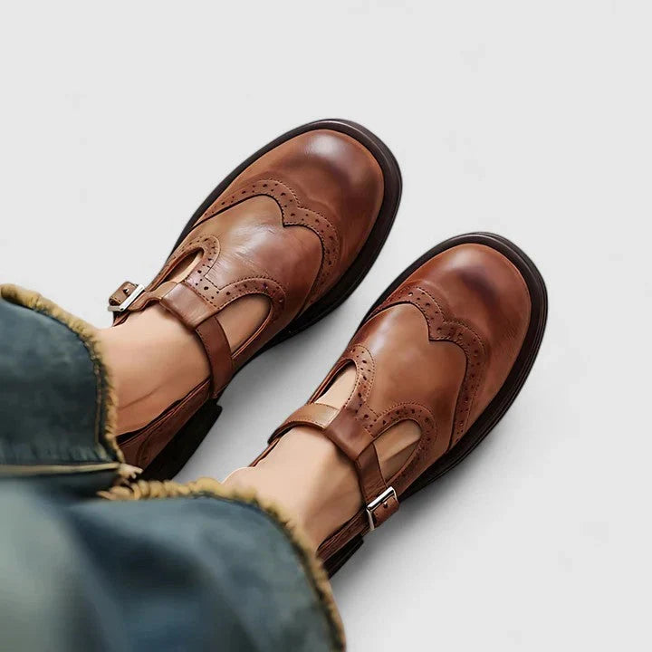 Klassische Damen Stiefeletten aus Leder mit T-Riemen