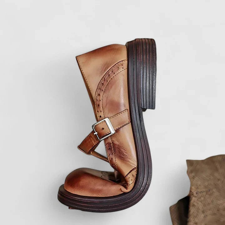Klassische Damen Stiefeletten aus Leder mit T-Riemen (4)