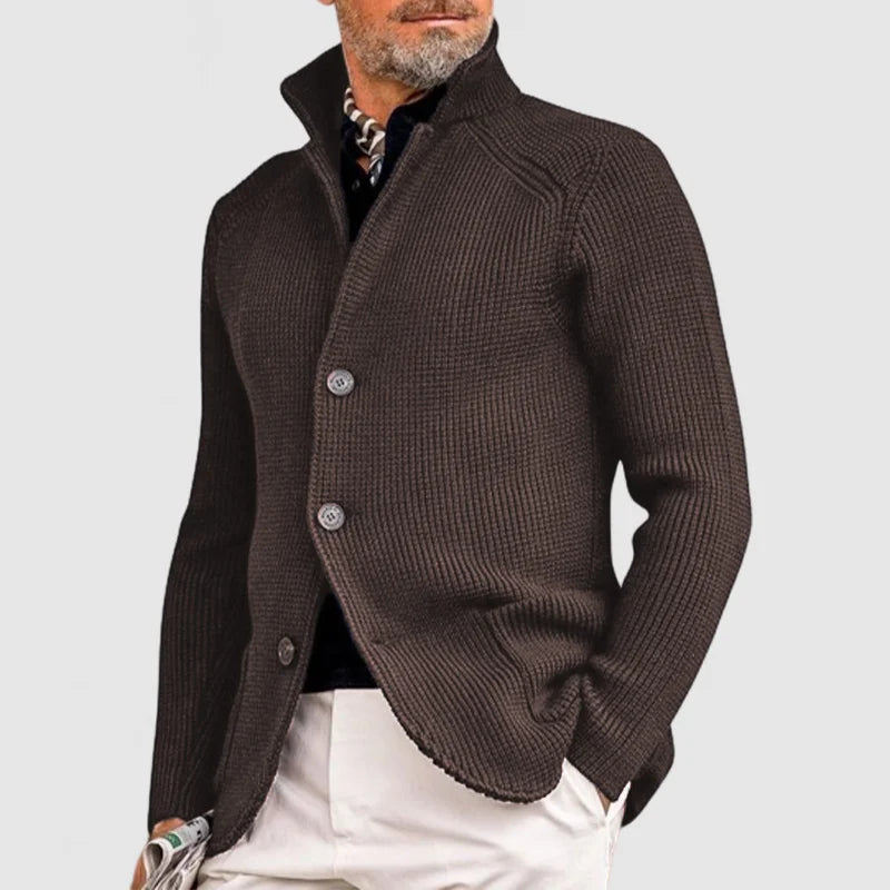 Klassische Damen Wollstrickjacke für Vielseitigkeit in Braun