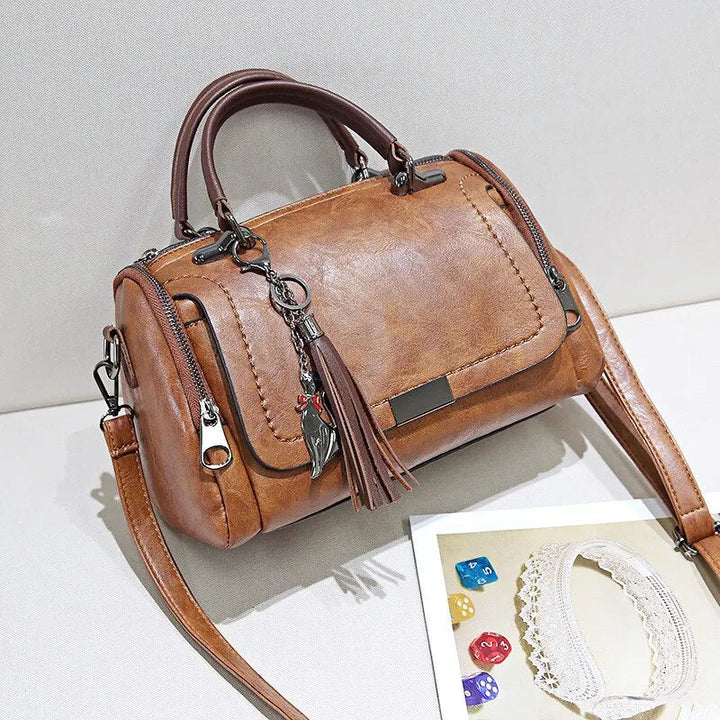 Klassische Elegante Damen Handtasche im Vintage-Look (5)