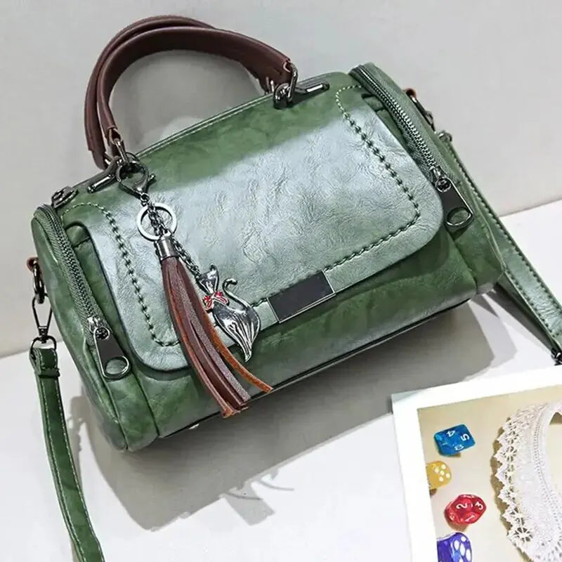 Klassische Elegante Damen Handtasche im Vintage-Look in Grün