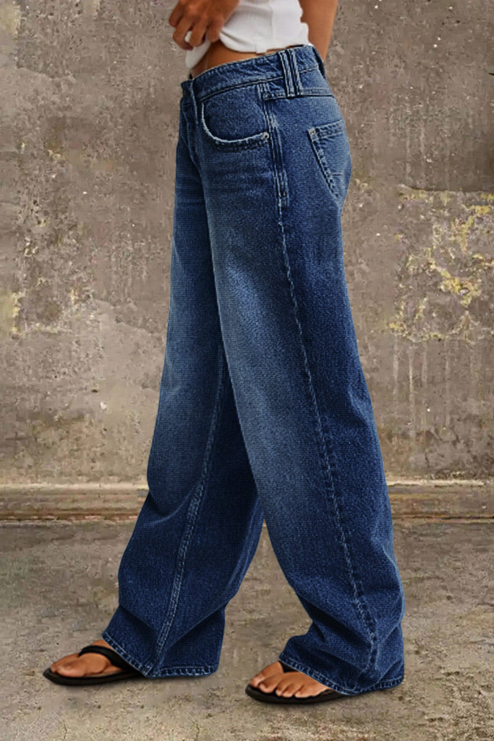 Klassische gerade Damen Jeans mit mittlerem Bund (13)
