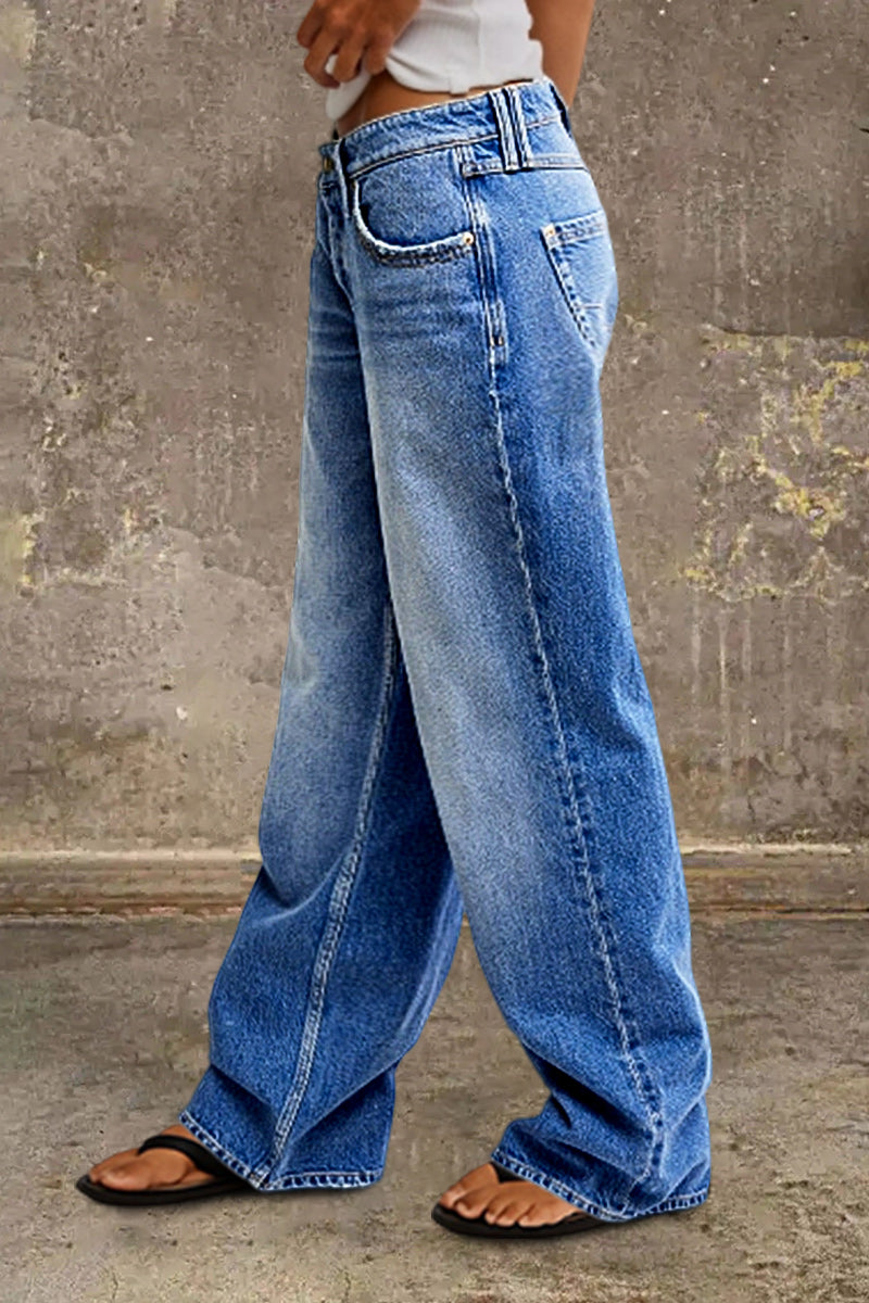 Klassische gerade Damen Jeans mit mittlerem Bund (2)