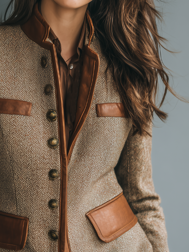 Klassische Jacke mit Vintage-Charme und Taschen (3)