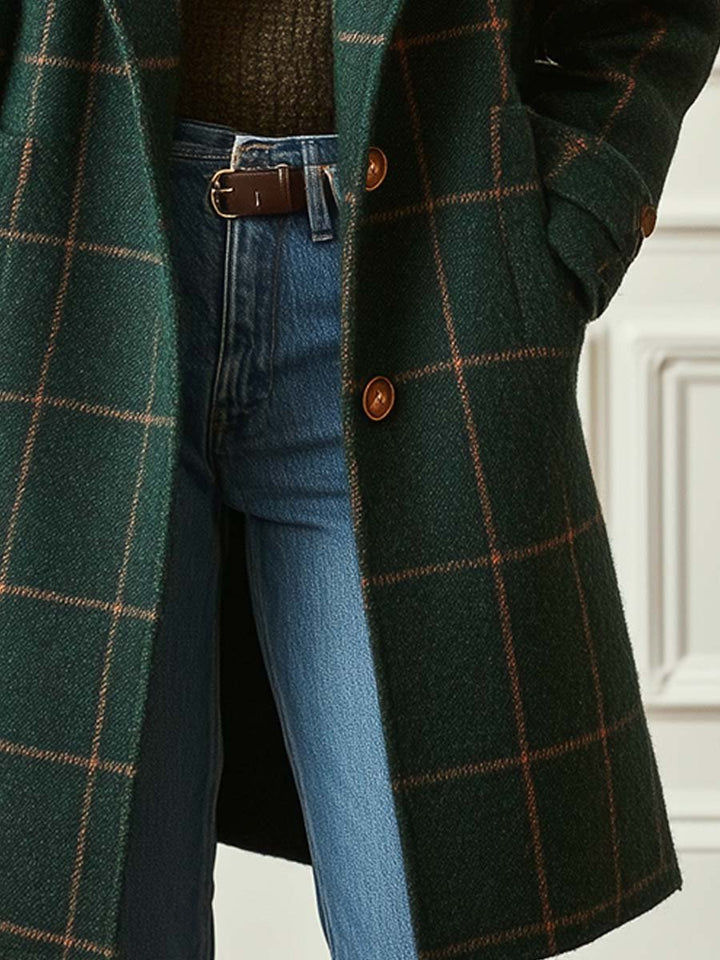 Klassischer Damen Wintermantel aus Tweed (4)