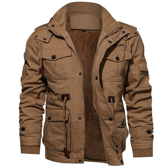 Klassischer Herrenmantel für elegante Herbsttage in Khaki
