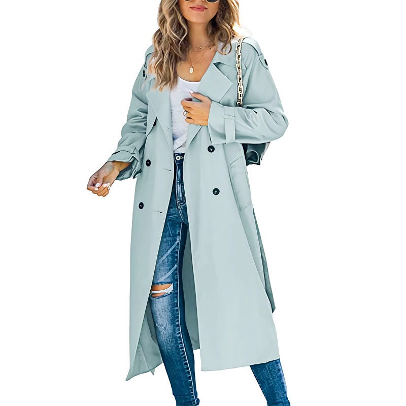 Klassischer langer Damen-Trenchcoat für Übergänge in Hellblau