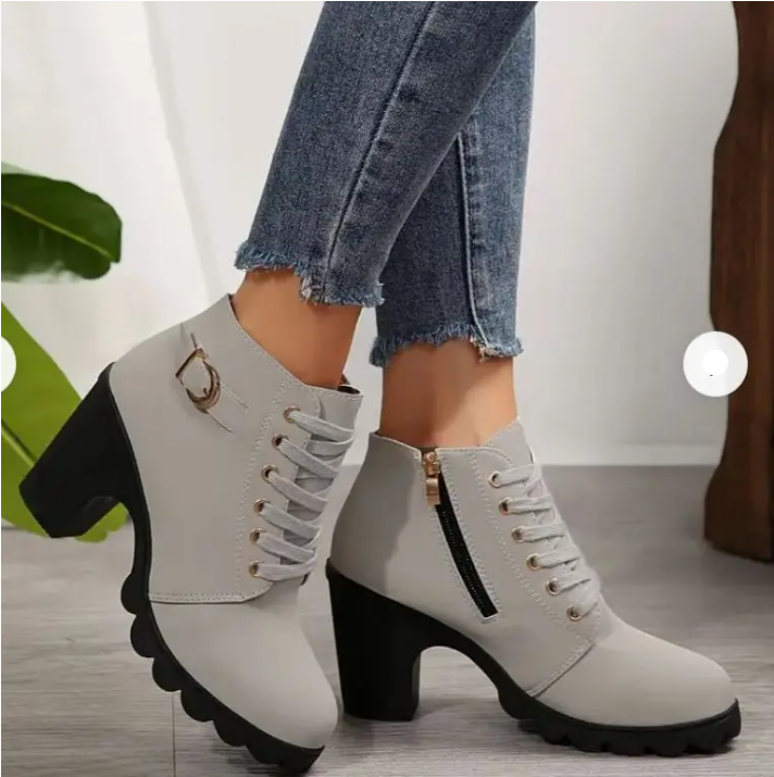 Komfortable Damen Stiefel in zeitloser Eleganz (12)
