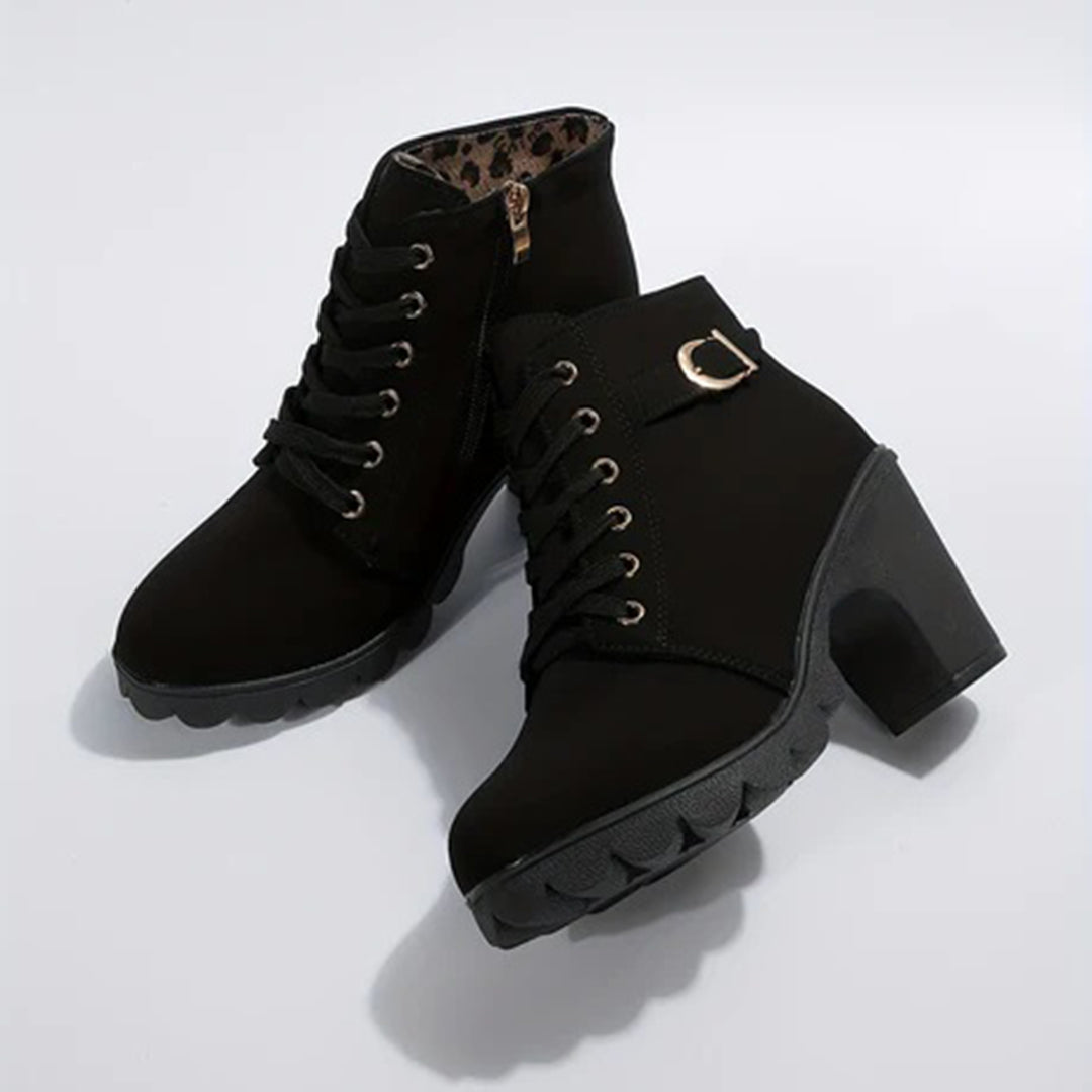 Komfortable Damen Stiefel in zeitloser Eleganz in Schwarz 4