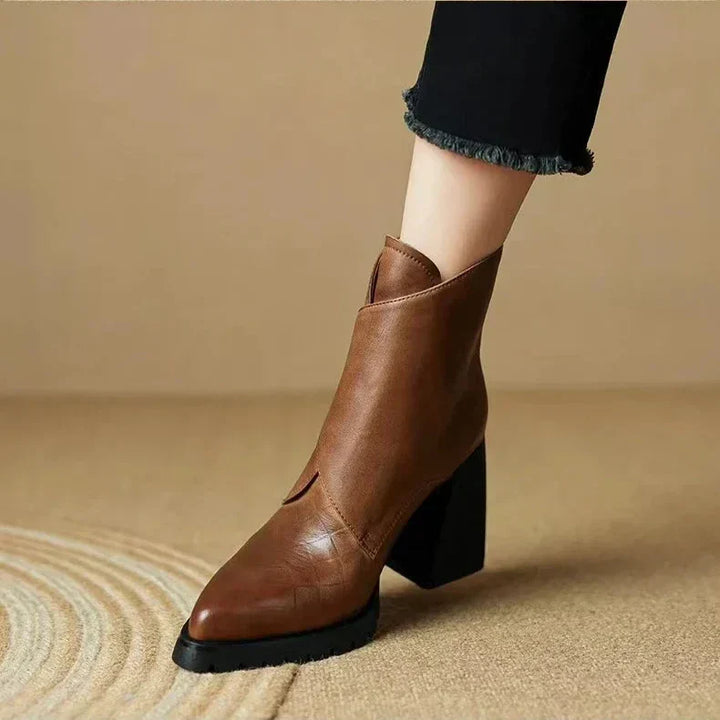 Komfortable Damen Stiefeletten im klassischen Stil (7)