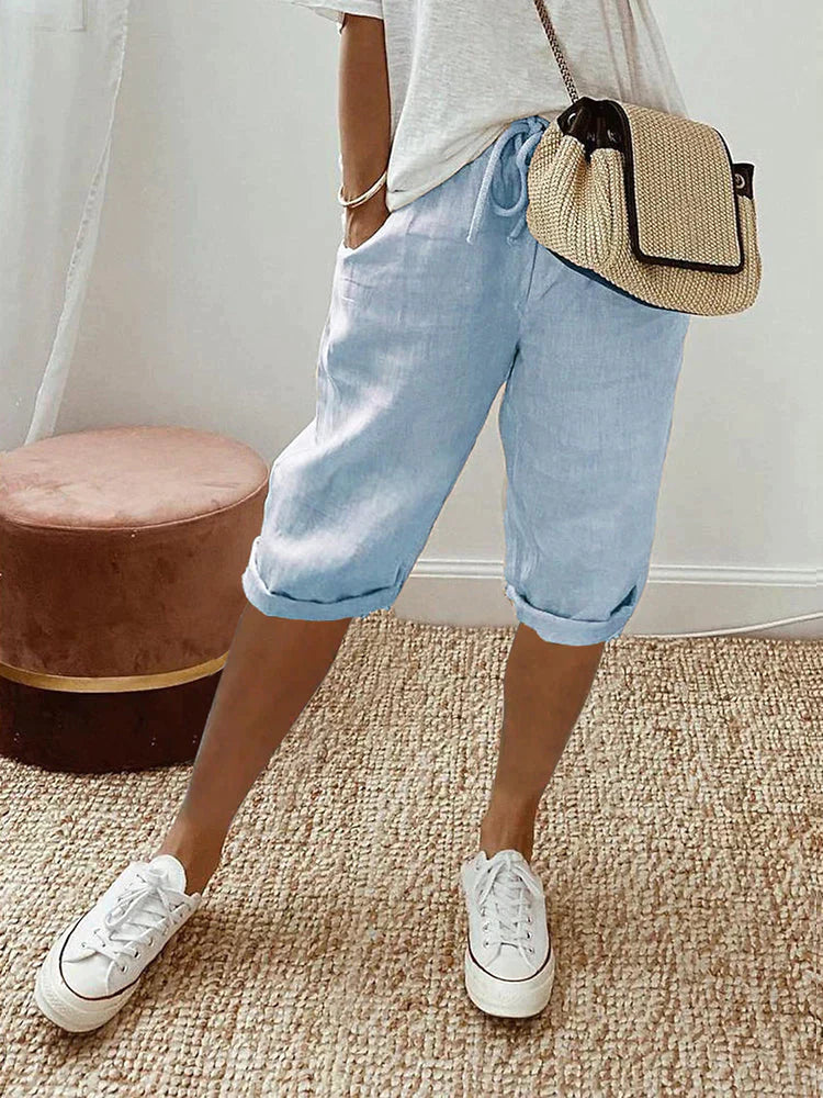 Komfortable Shorts mit Taschen in Blau