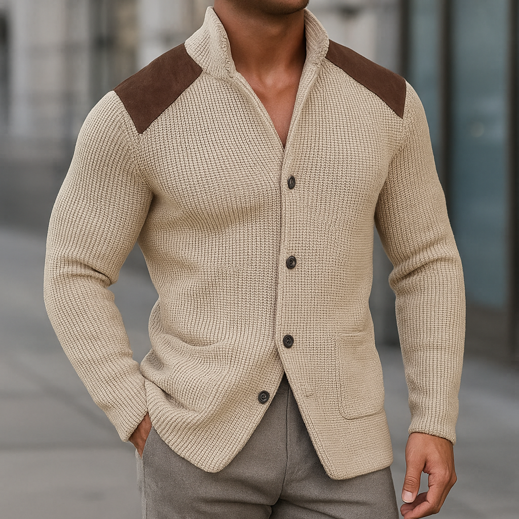 Kurze Damen Strickjacke im modernen Stil in Creme
