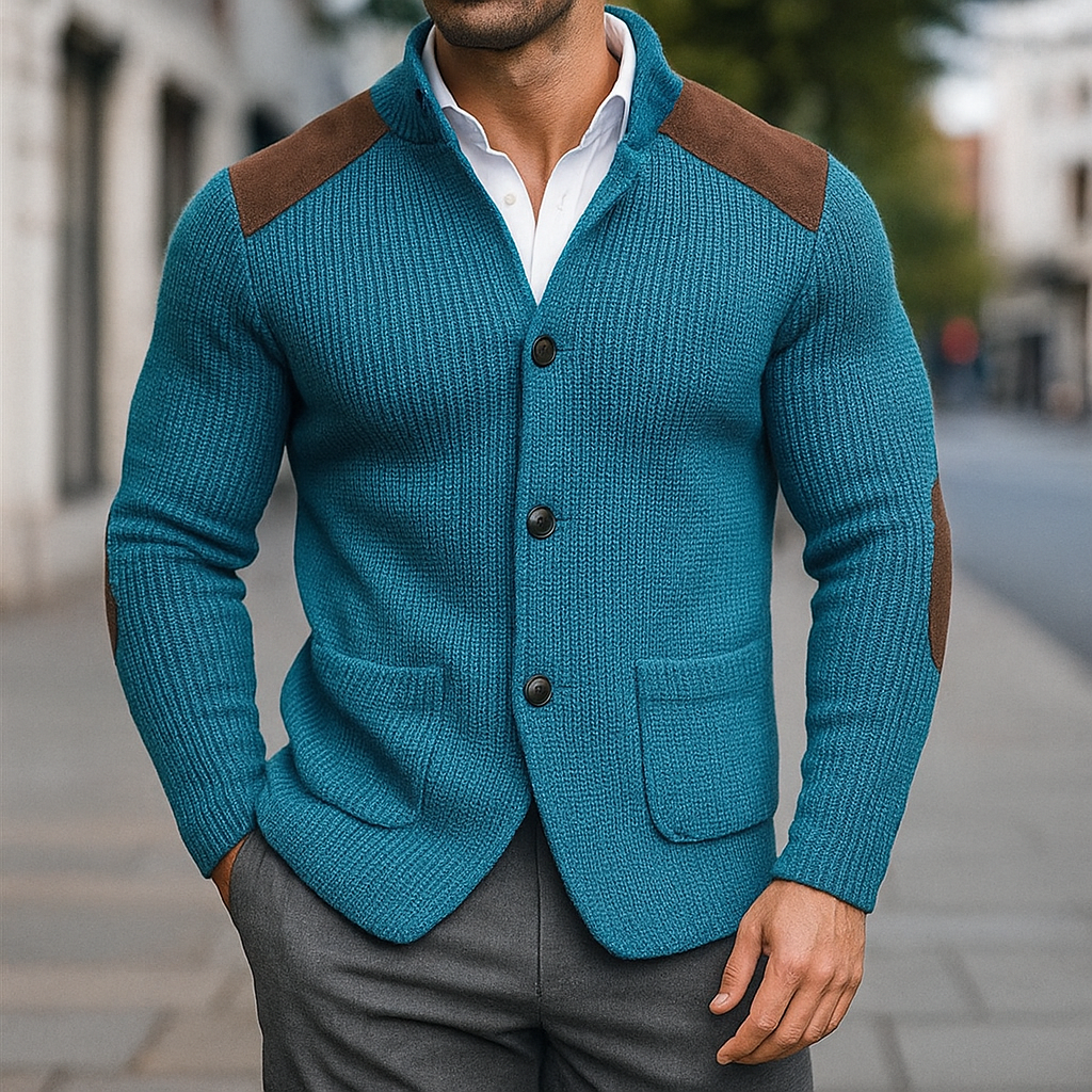 Kurze Damen Strickjacke im modernen Stil in Seeblau