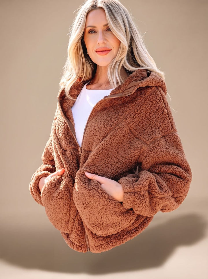 Kuschelige Winterjacke Damen im Teddy-Stil (3)