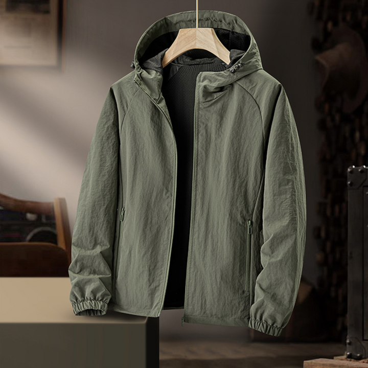 Leichte Herren Daunenjacke im Urban-Stil in Armeegrün