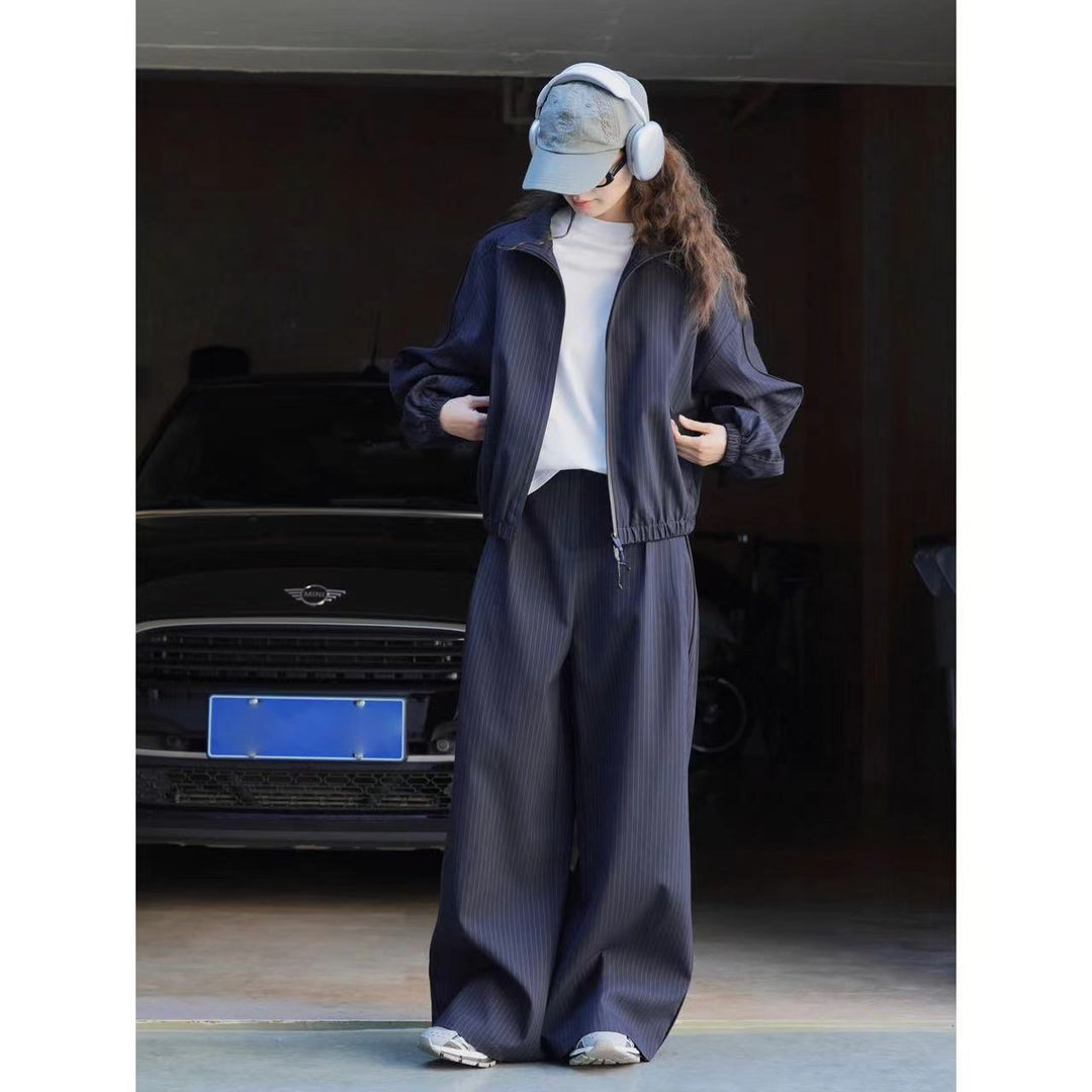 Lockere Damen Winterjacke mit Nadelstreifen (4)