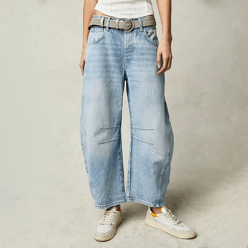Lockerer Damen Jeans mit hohem Bund in Hellblau