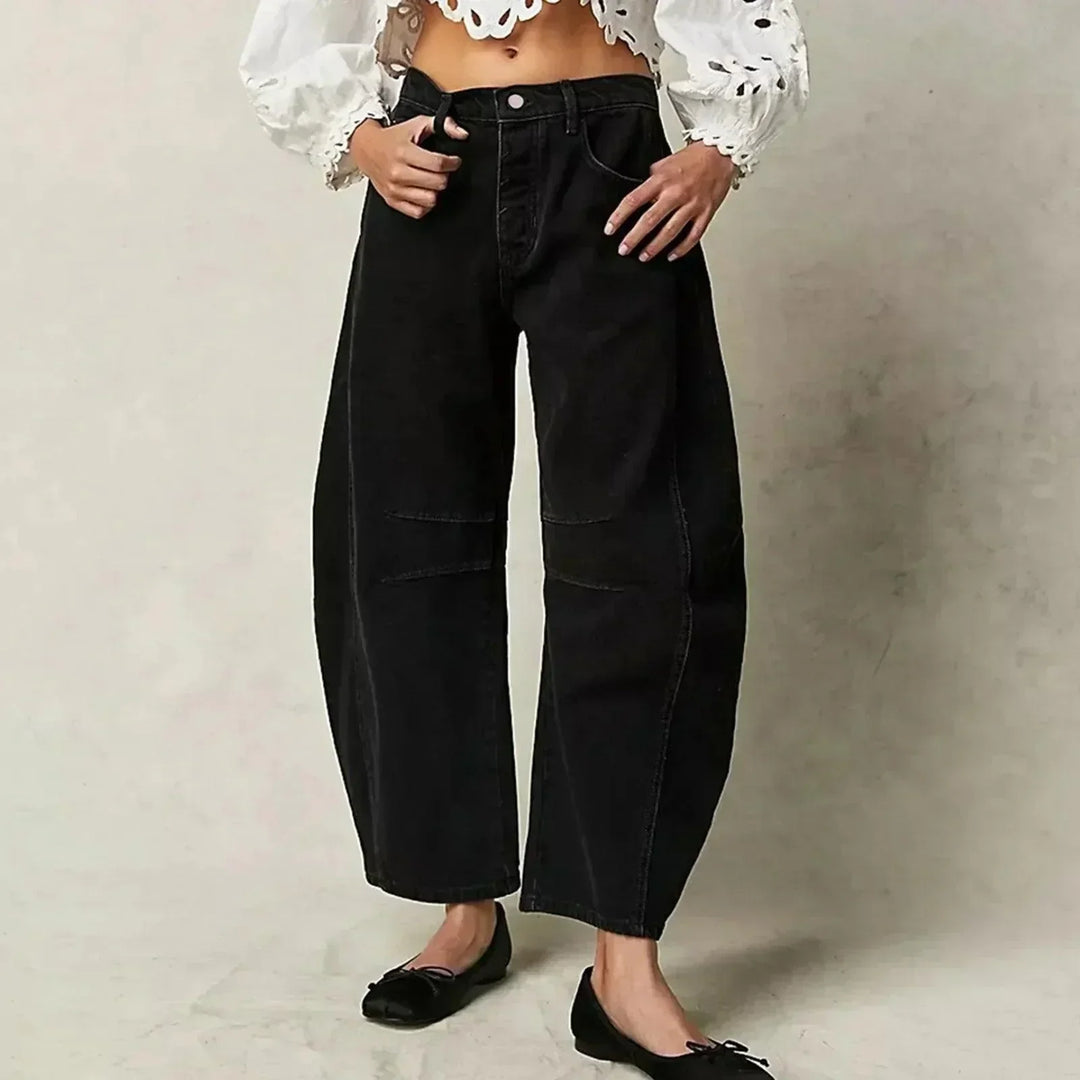 Lockerer Damen Jeans mit hohem Bund in Schwarz