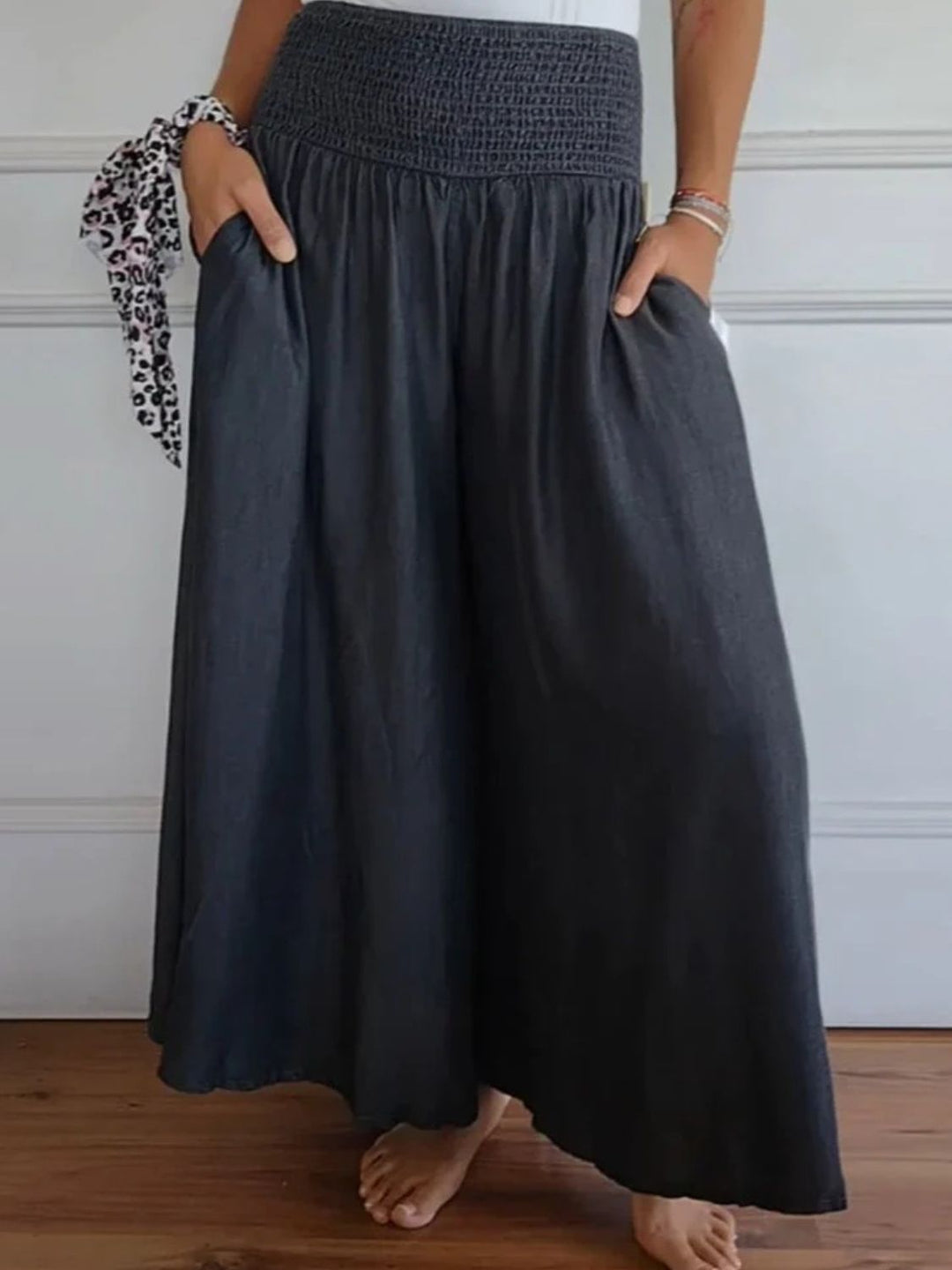 Luftige Weite Sommerhose in Schwarz