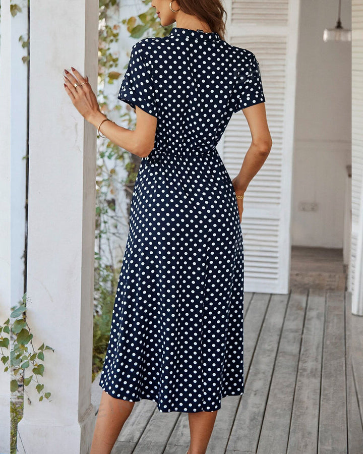 Luftiges Polka-Dot Midikleid