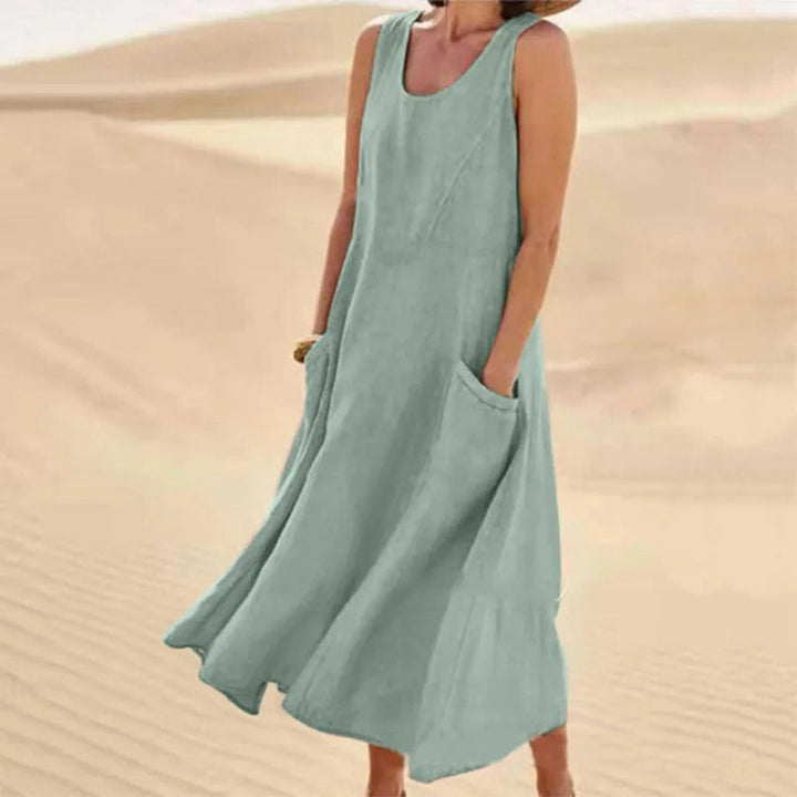 Luftiges Strandkleid für den Sommer in Hellgrün