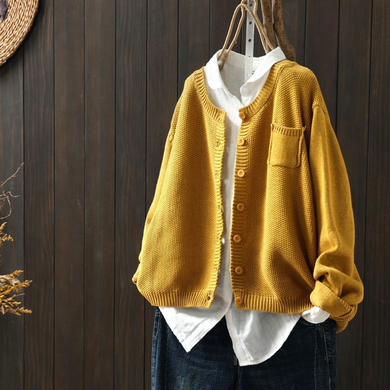 Maja | Leichter Cardigan für mühelose Eleganz in Erdgelb