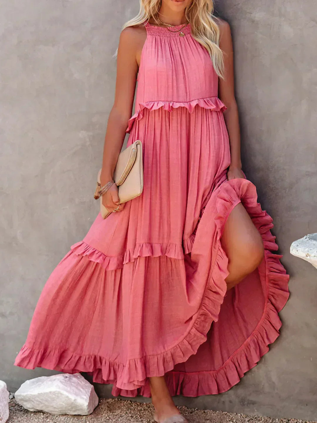 Maxikleid mit Volants & Neckholder-Ausschnitt in Rosa 1