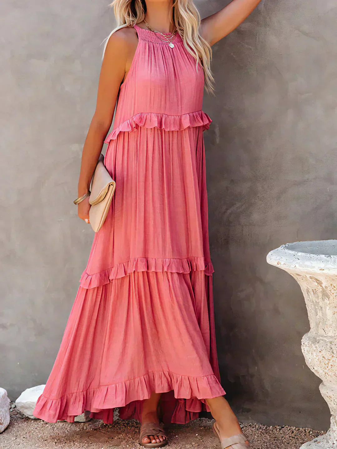 Maxikleid mit Volants & Neckholder-Ausschnitt in Rot 3