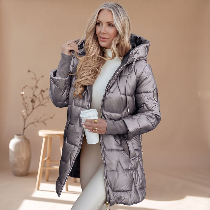 Mittellange Damen Winterjacke mit gesteppter Kapuze in Grau