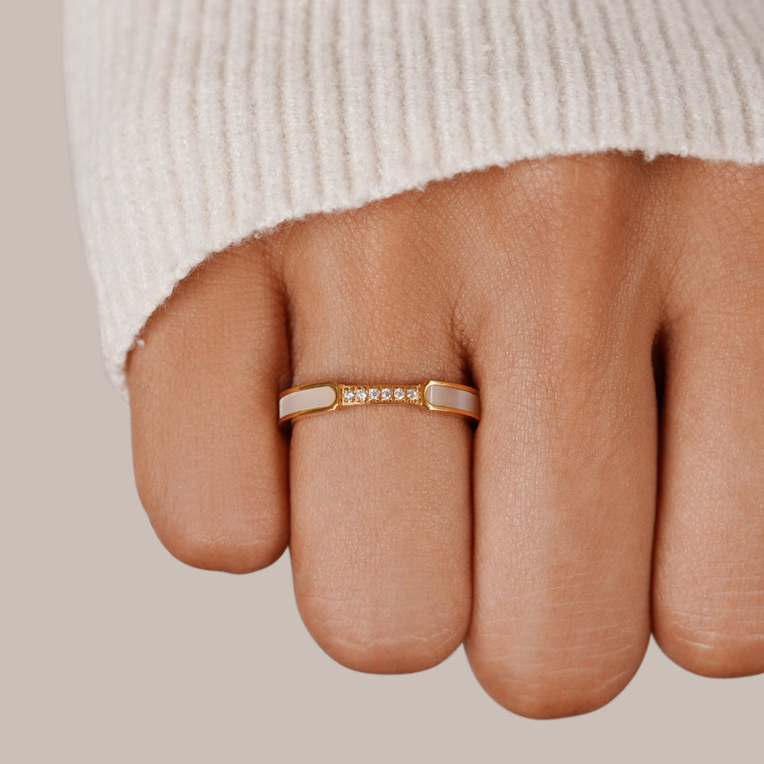Luxuriöser Perlen-Kristall-Harmonie-Ring