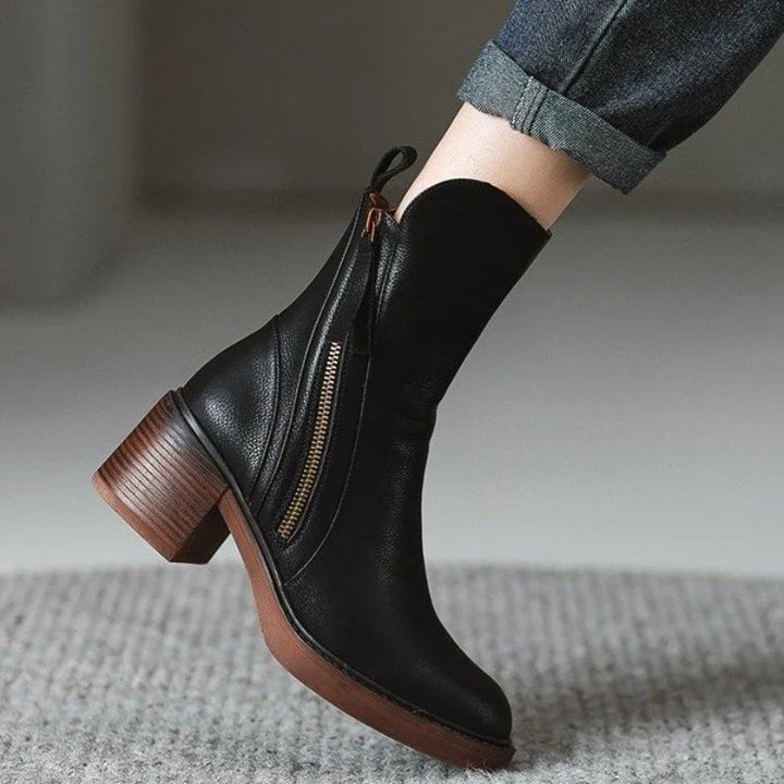Premium-Leder Damen Stiefeletten mit Reißverschluss in Schwarz