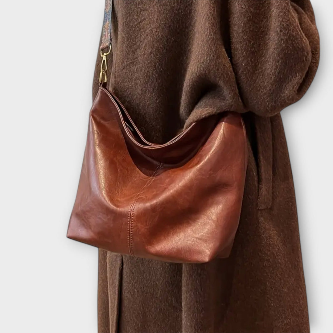 Raffinierte Schultertasche mit edlem Charme (6)