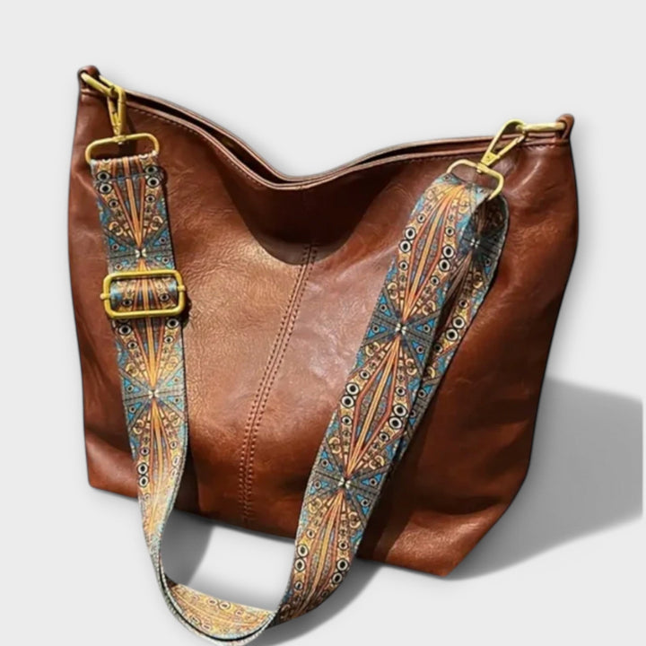 Raffinierte Schultertasche mit edlem Charme in Brown (Almost sold out)