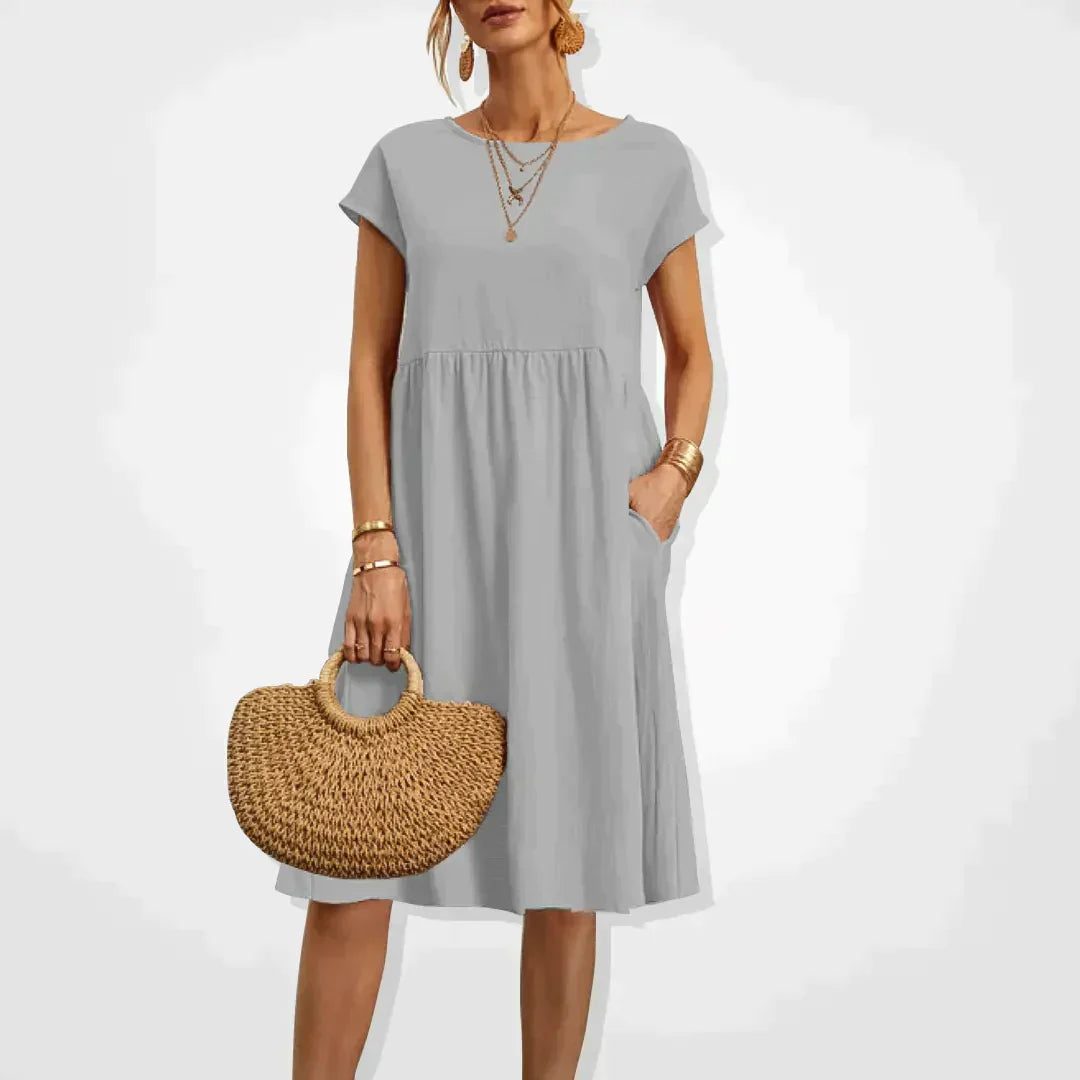 Schickes Leinenkleid für den Sommer in Grau