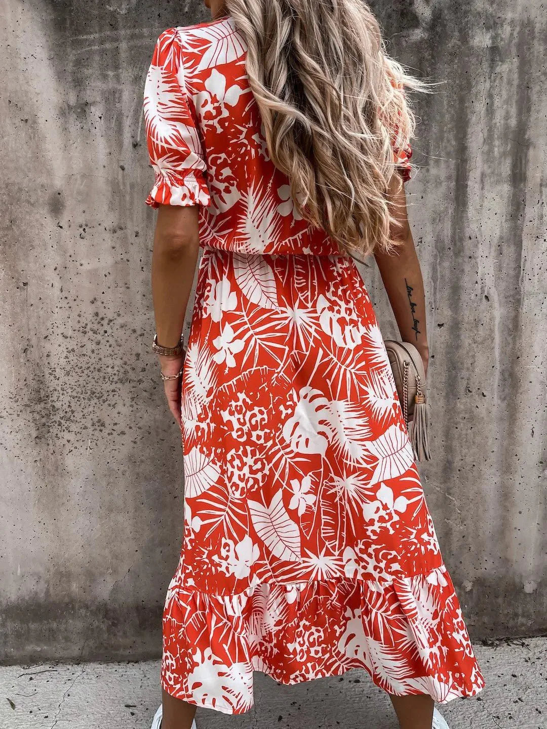 Sommerkleid mit Knopfleiste & Schlitz in Rot 3