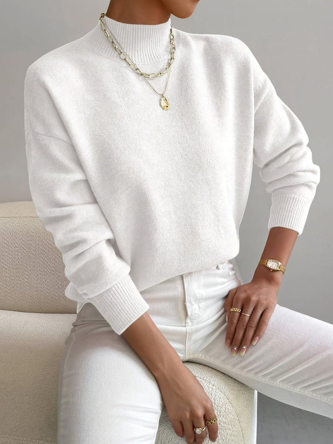 Strickjacke Damen im Minimalstil mit Langarm in Weiß