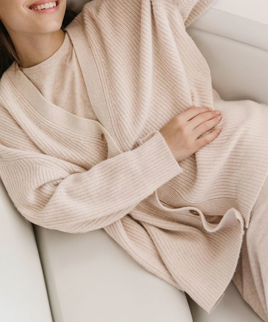 Strukturierte Damen Strickjacke für gemütliche Herbsttage (17)