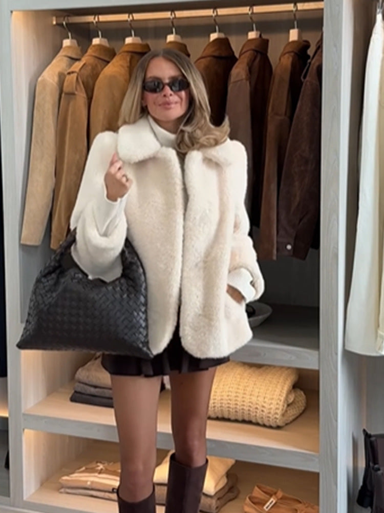 Teddy Winterjacke Damen mit Oversize-Kragen in Creme