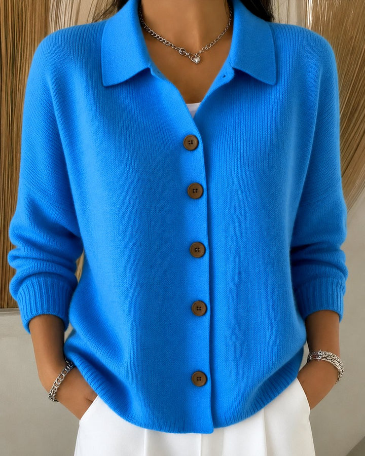 Vielseitige Damen Strickjacke im lockeren Schnitt in Blau