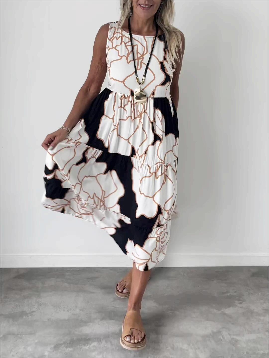 Vielseitiges Blüten-Sommerkleid in Weiß