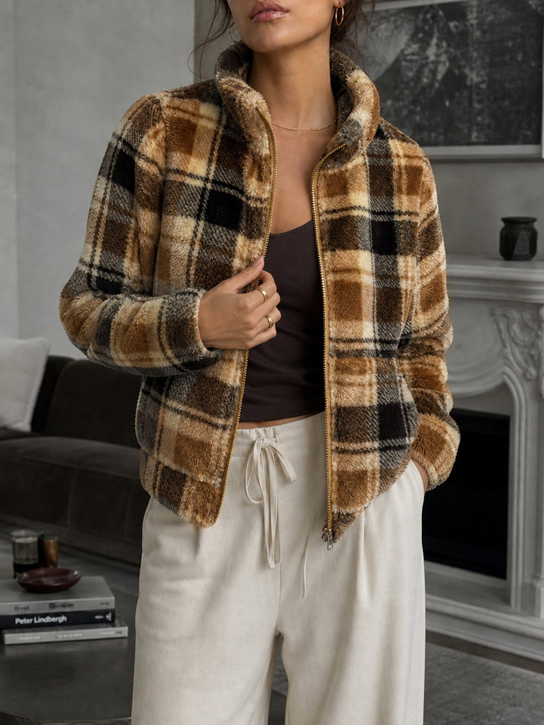 Warme Damen Winterjacke aus Fleece mit Taschen (4)