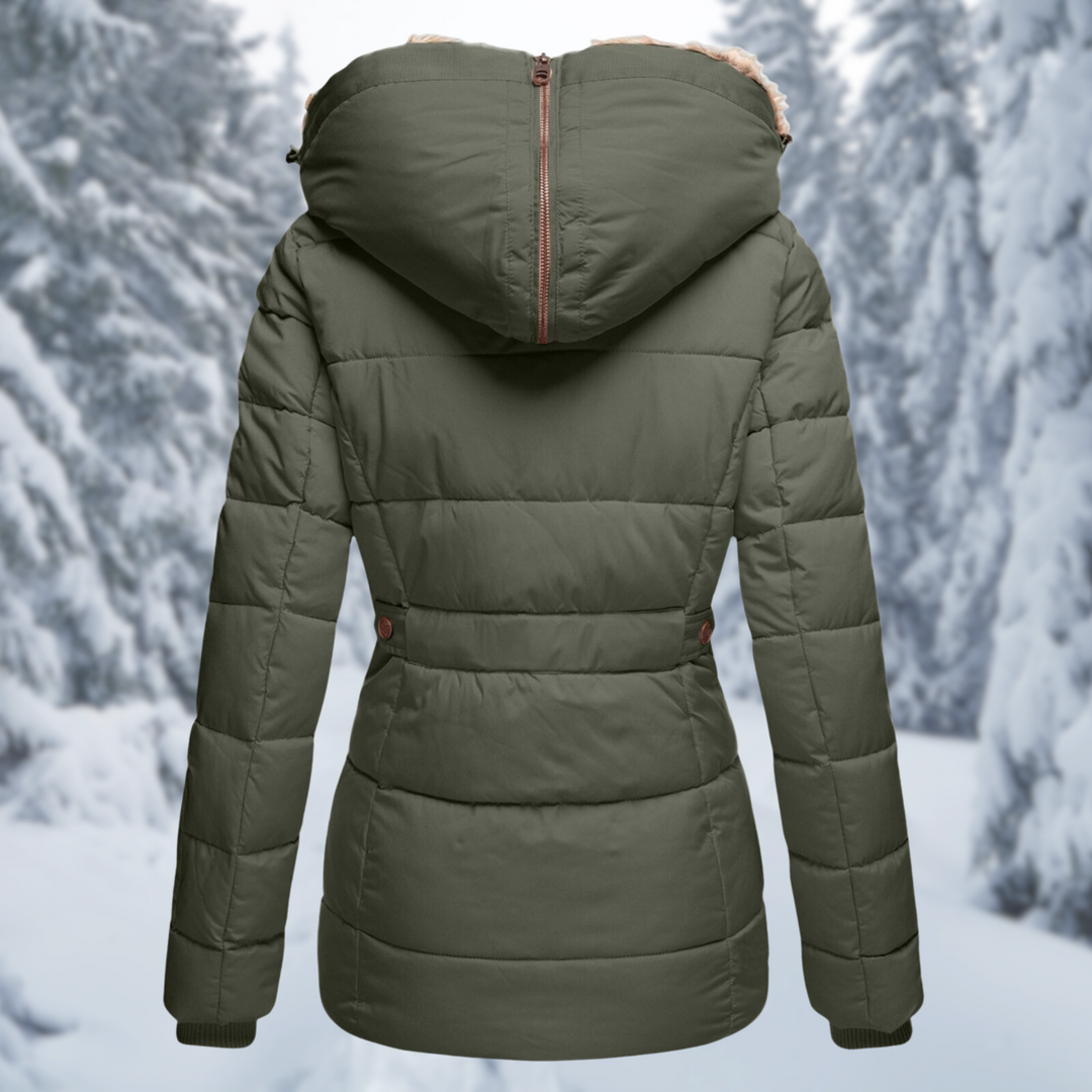 Warme Damen Winterjacke mit Fellkapuze (2)