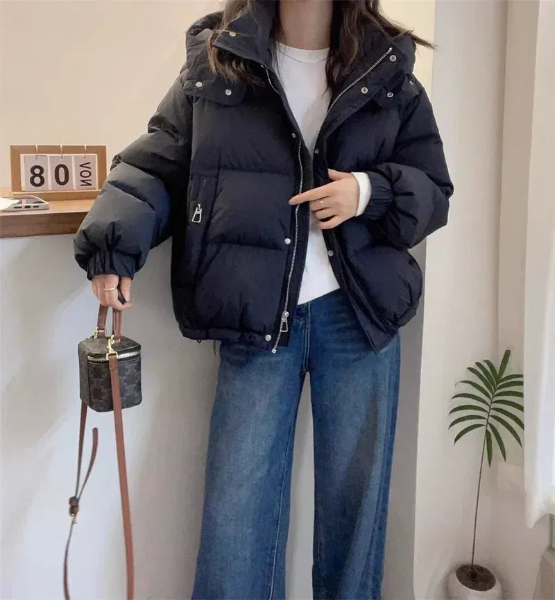 Warme Damen Winterjacke mit Kapuze (4)