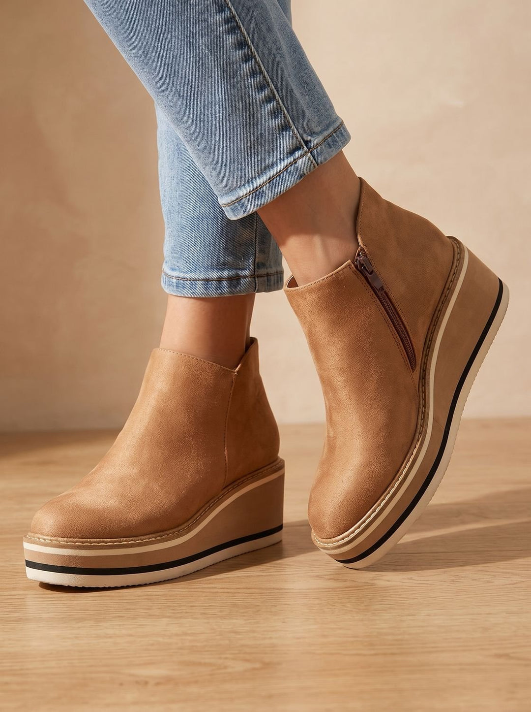 Wasserdichte Damen Stiefeletten aus Kunstleder mit Keilabsatz-Plattform in Khaki
